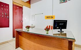 Spot On Taaza Residency